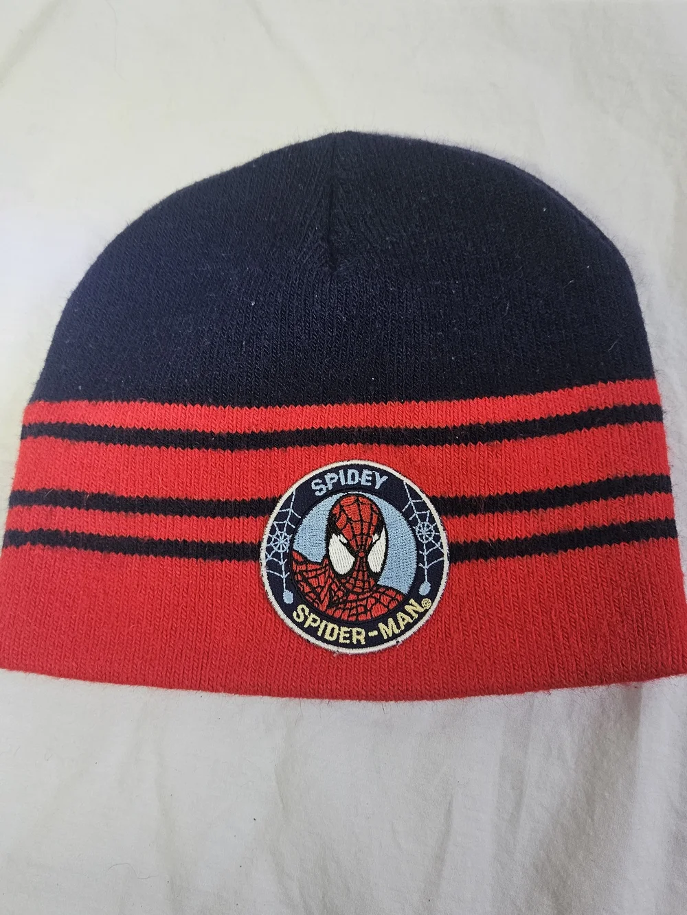 Marvel Spider-Man Knit Beanie Hat - Red & Black